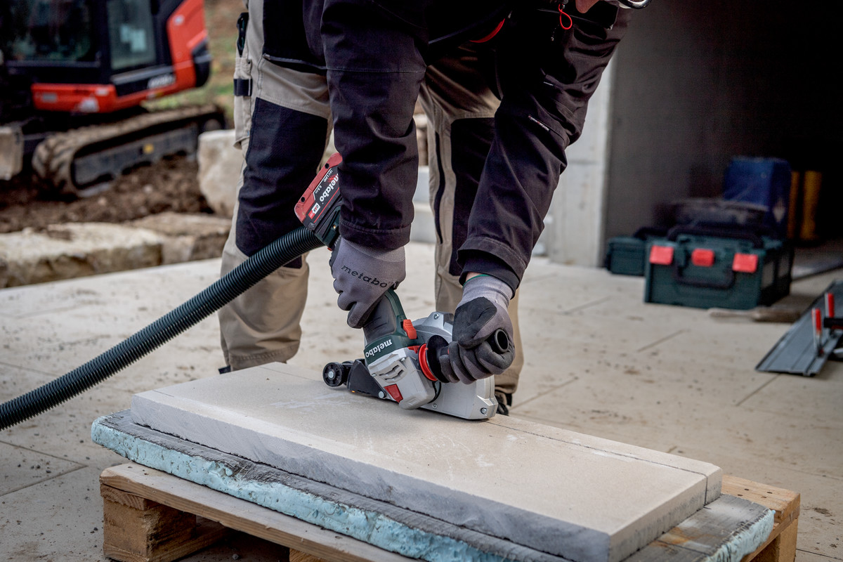 BRUSILICA WVB 18 LT BL 11-125 Quick (body in metaBOX 165 L)