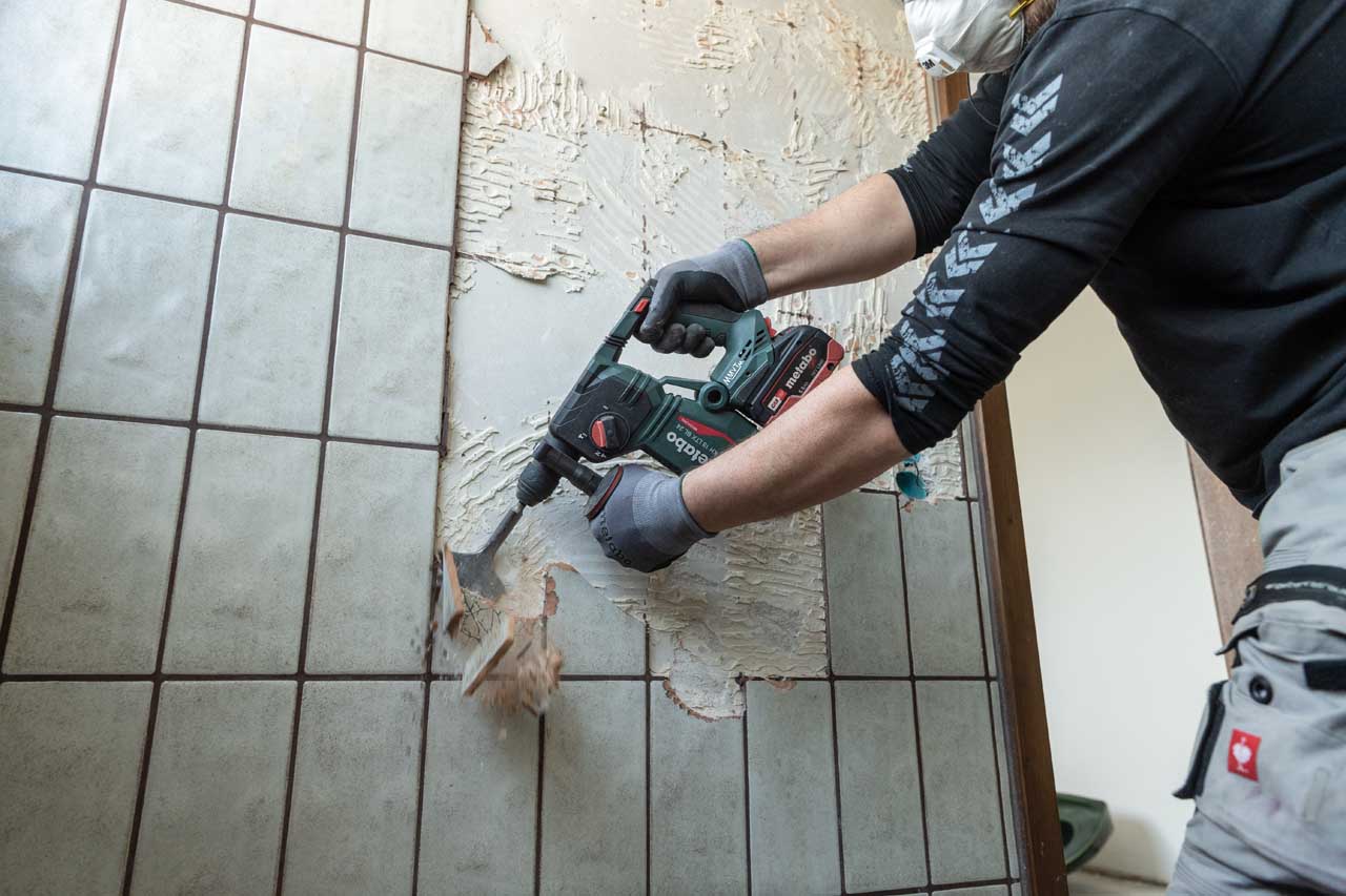 ČEKIĆ BUŠEČI AKU KH 18 LTX BL 24 bez baterija