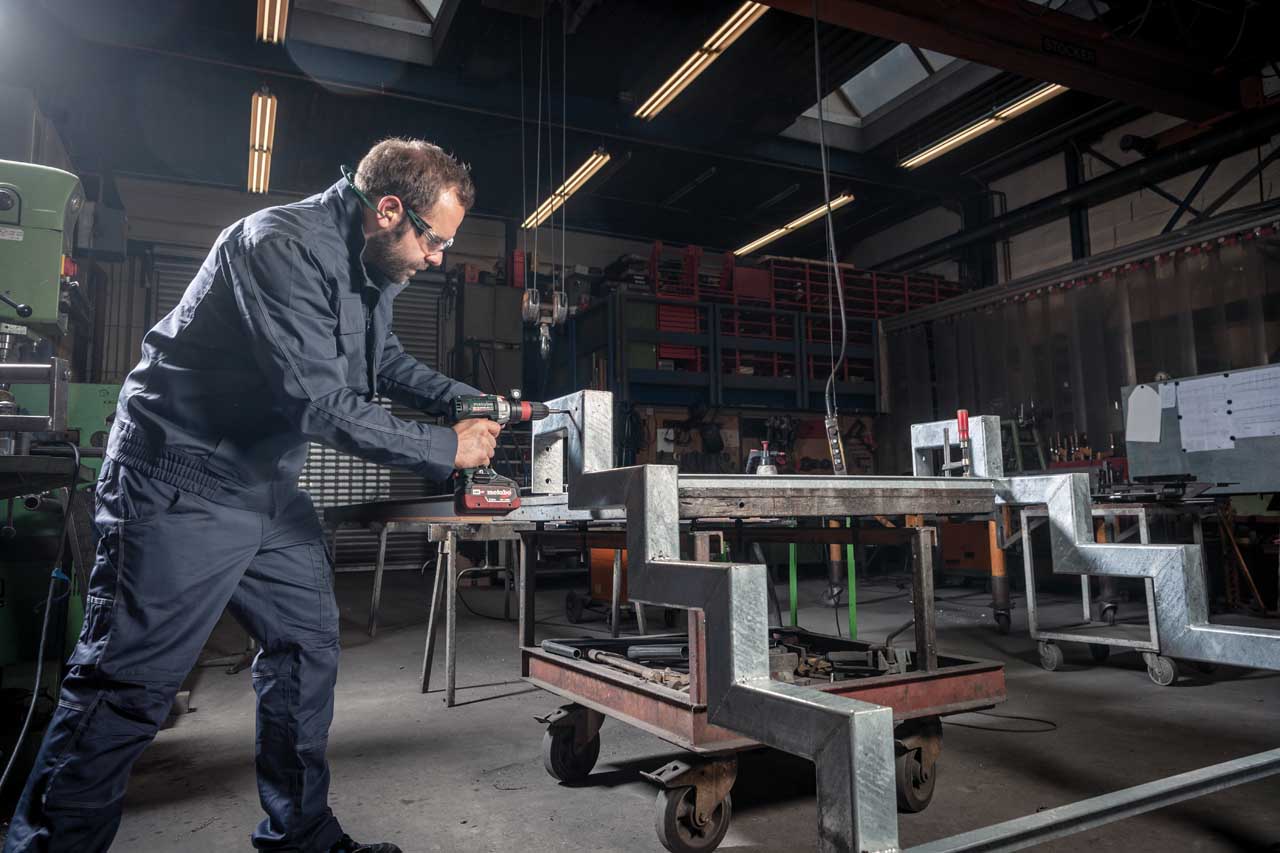 BUŠILICA-ODVIJAČ GB 18 LTX BL Q I ZA NAVOJE  (bez baterija)