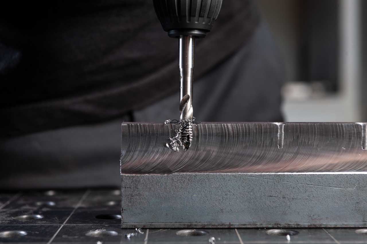 BUŠILICA-ODVIJAČ GB 18 LTX BL Q I ZA NAVOJE  (bez baterija)