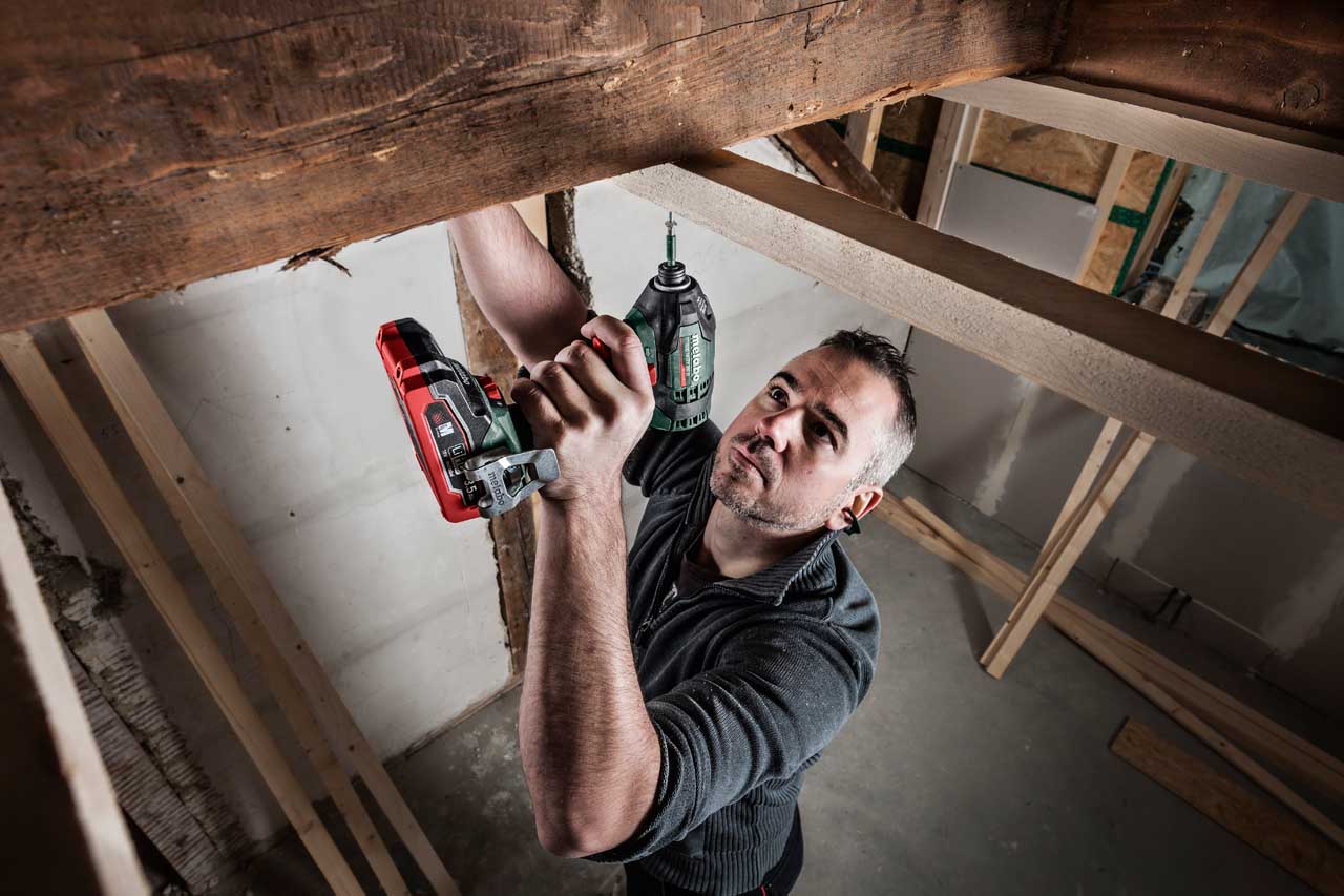 ODVIJAČ UDARNI AKU SSD 18 LTX 200 BL ( bez baterija)