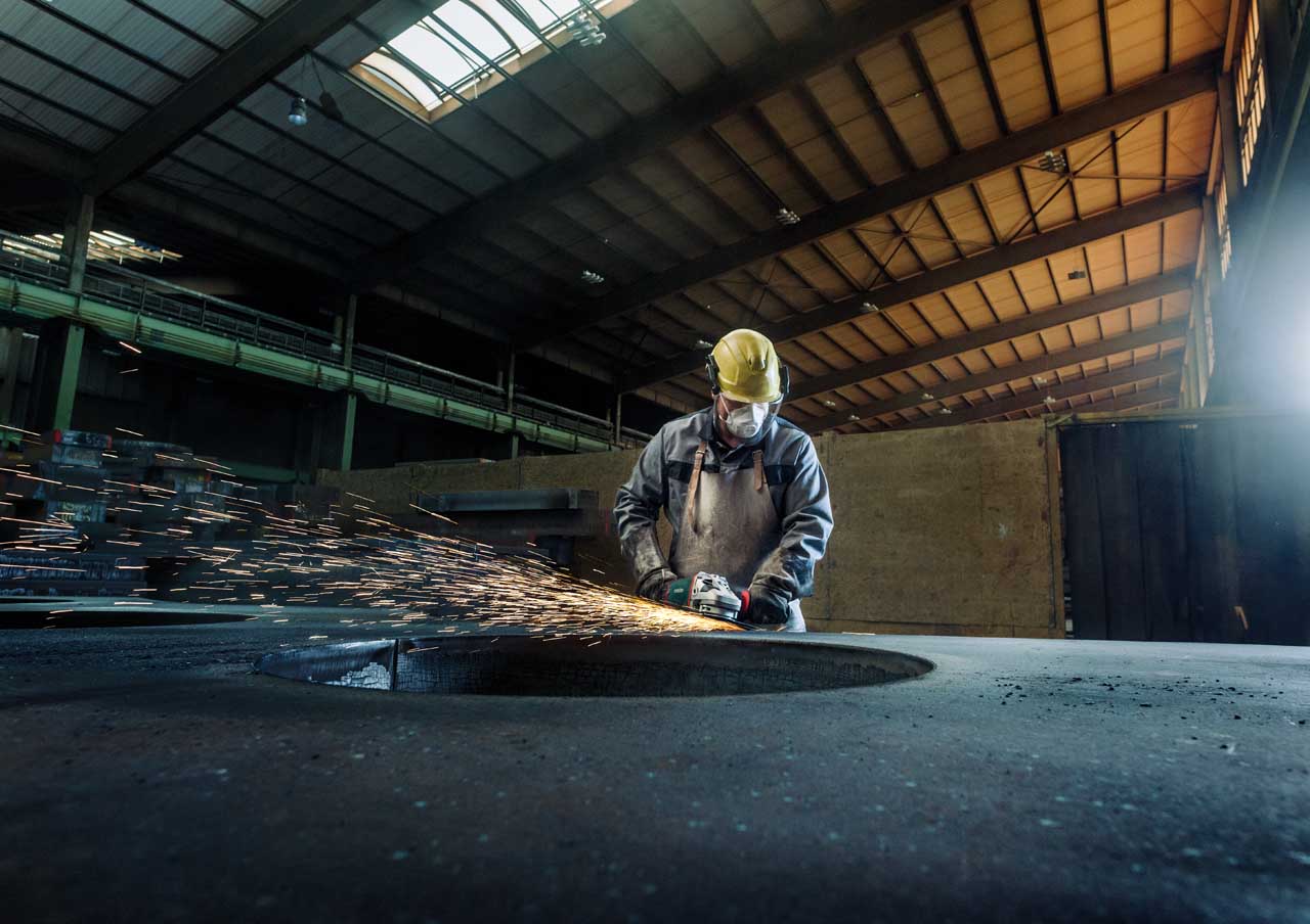 BRUSILICA WE24-230 MVT KUTNA 230mm 2400W