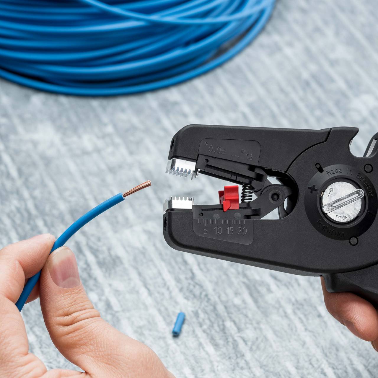 Kliješta za skidanje izolacije i alati za skidanje plašta