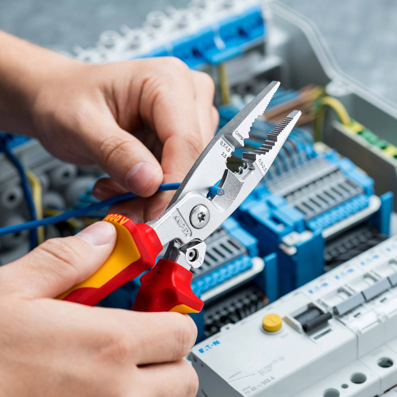 Kliješta za skidanje izolacije i alati za skidanje plašta