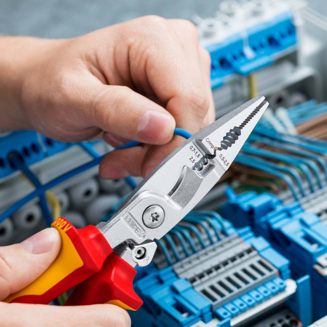 Kliješta za skidanje izolacije i alati za skidanje plašta