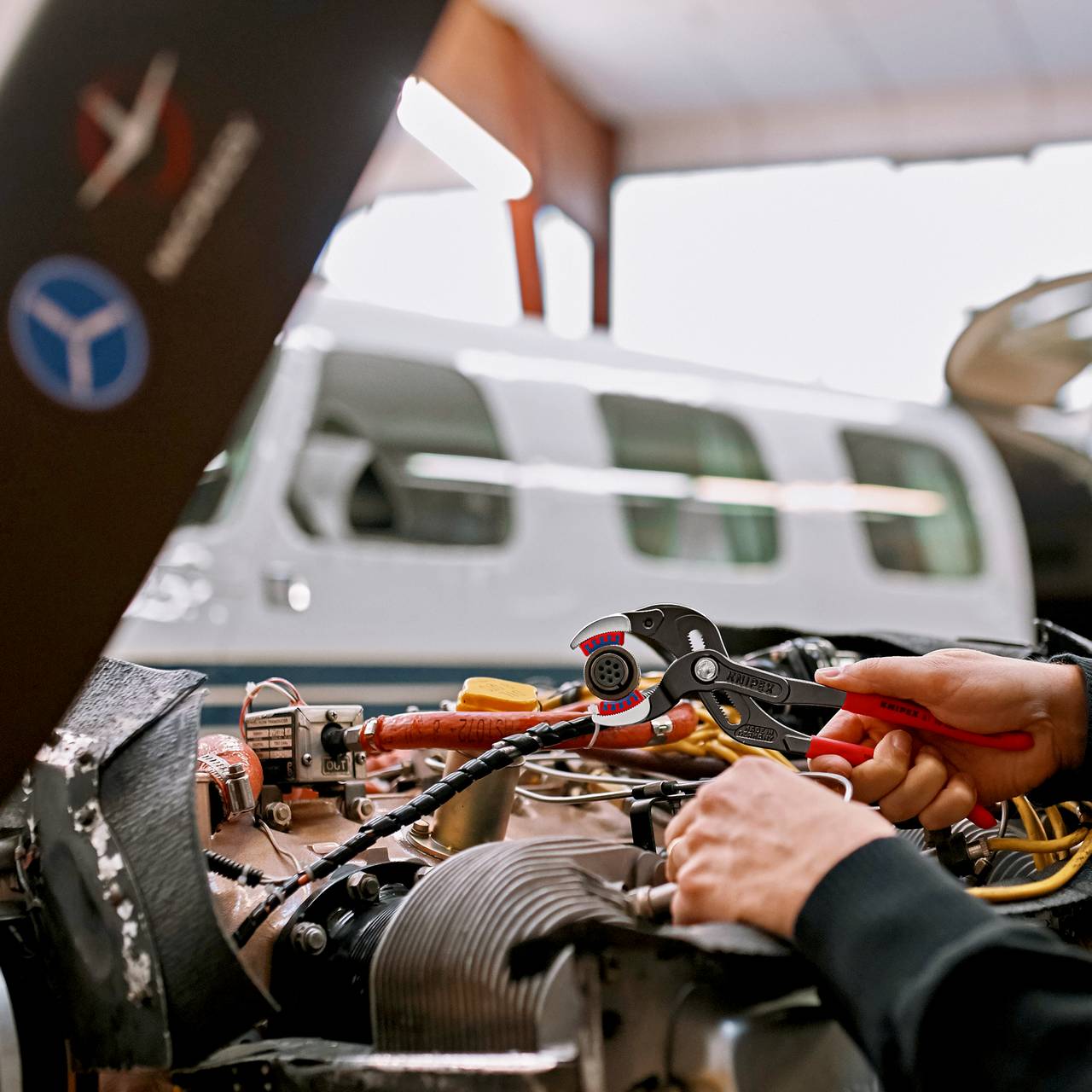 Ključevi za cijevi i kliješta za vodoinstalatere