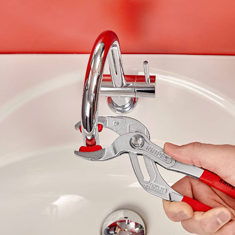 Ključevi za cijevi i kliješta za vodoinstalatere