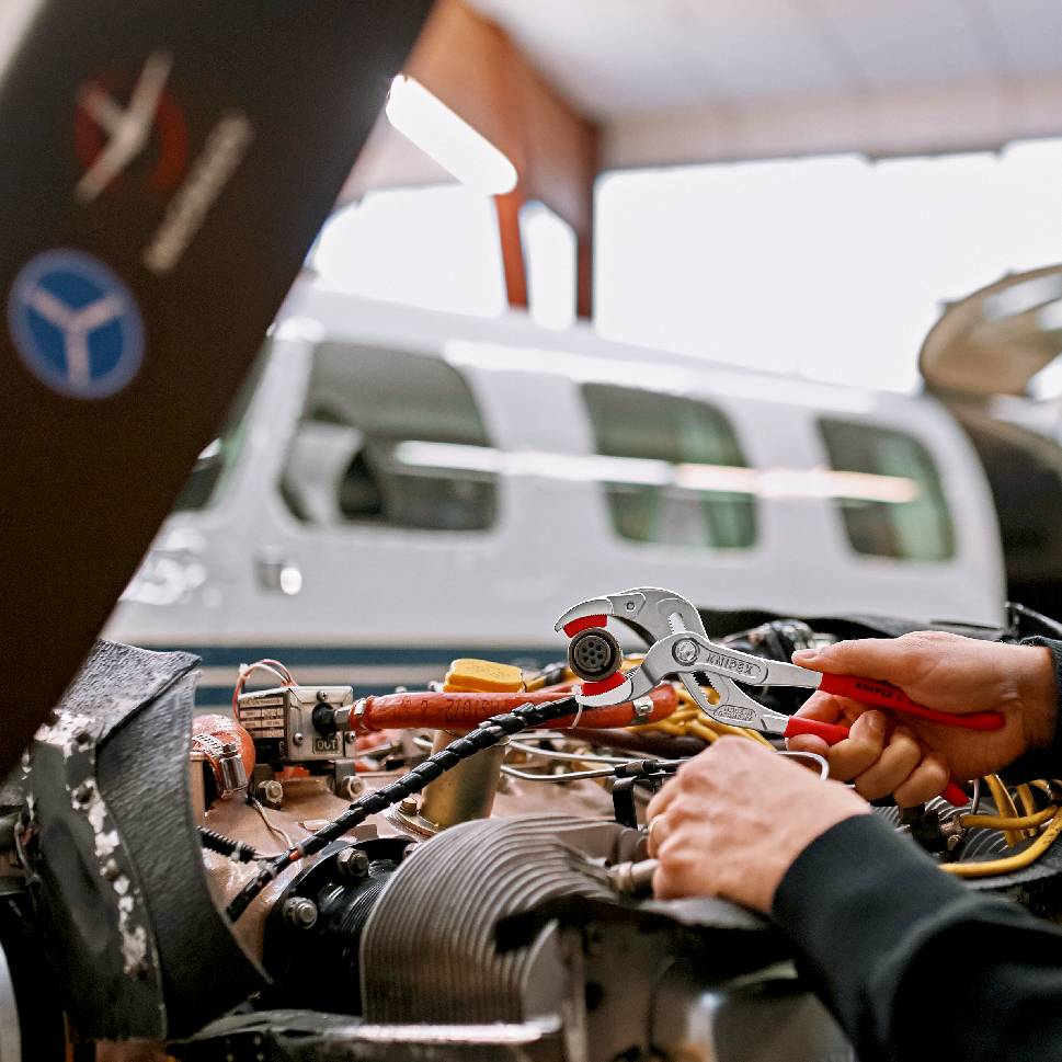 Ključevi za cijevi i kliješta za vodoinstalatere