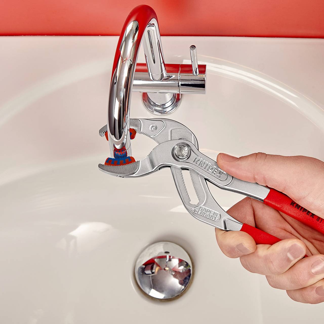 Ključevi za cijevi i kliješta za vodoinstalatere