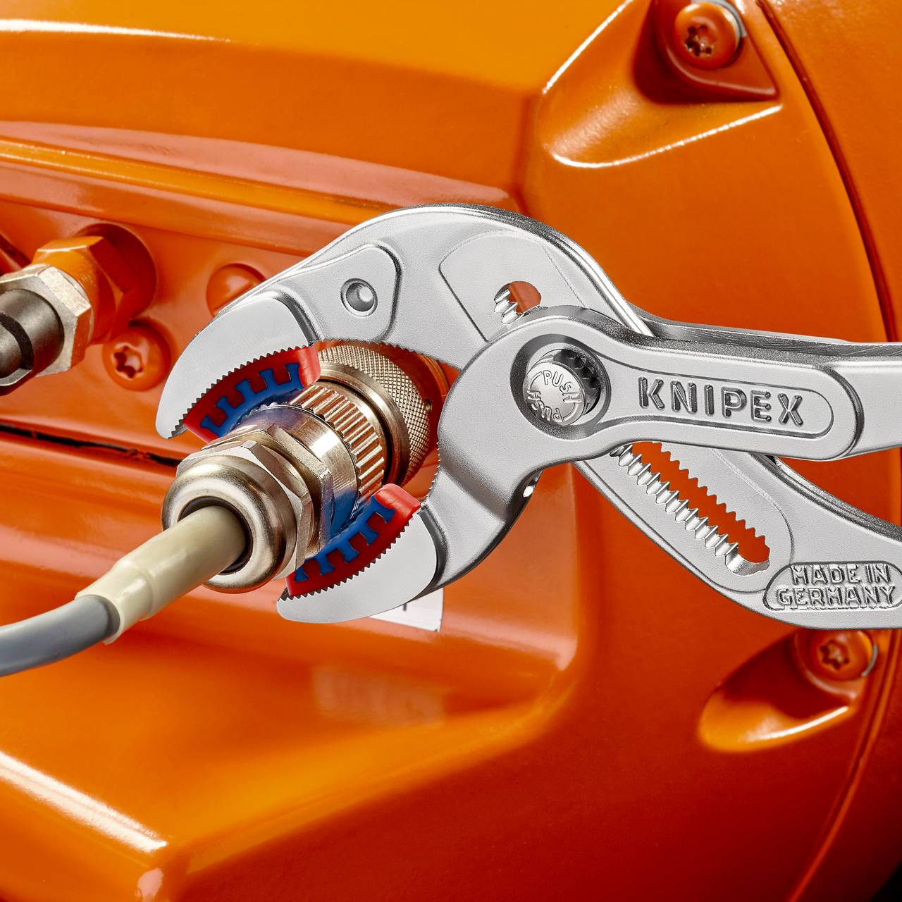 Ključevi za cijevi i kliješta za vodoinstalatere