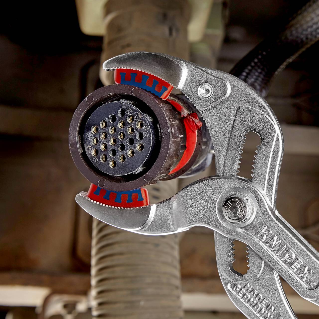 Ključevi za cijevi i kliješta za vodoinstalatere