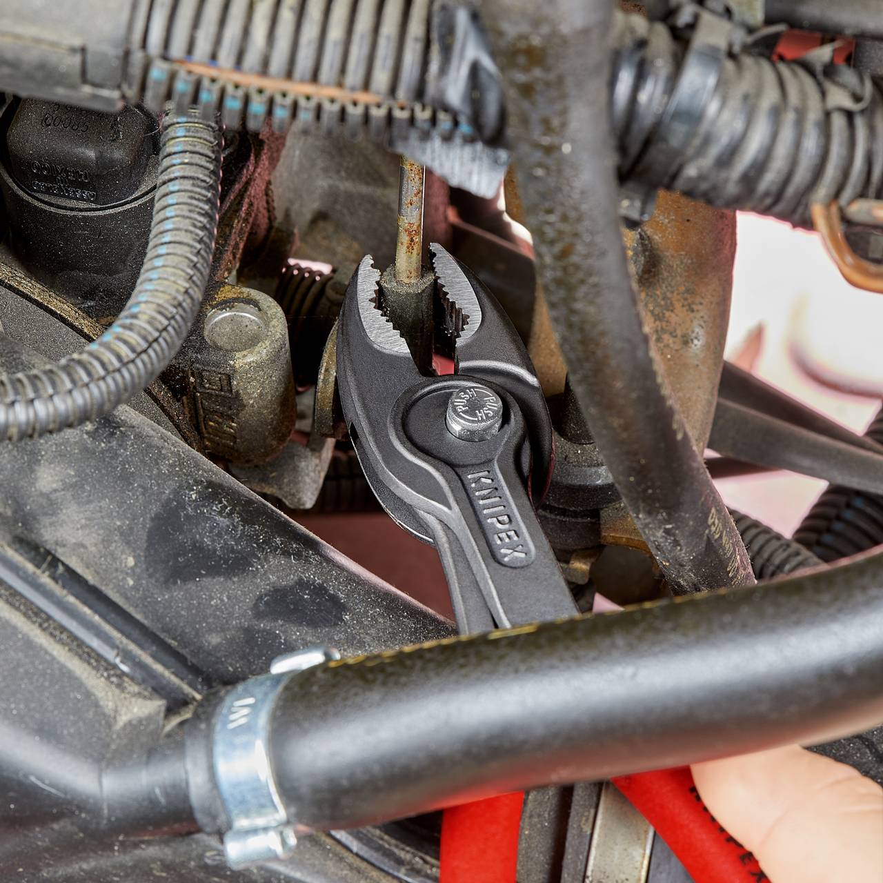 Ključevi za cijevi i kliješta za vodoinstalatere