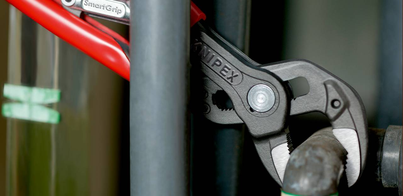 Ključevi za cijevi i kliješta za vodoinstalatere