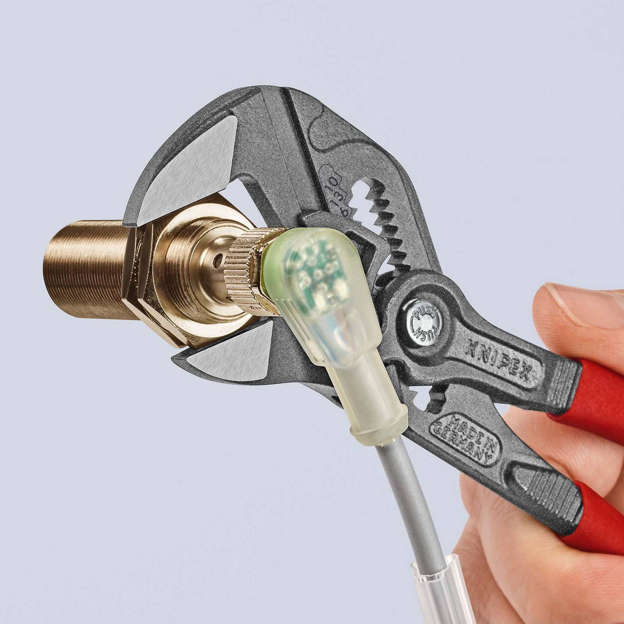 Ključevi za cijevi i kliješta za vodoinstalatere