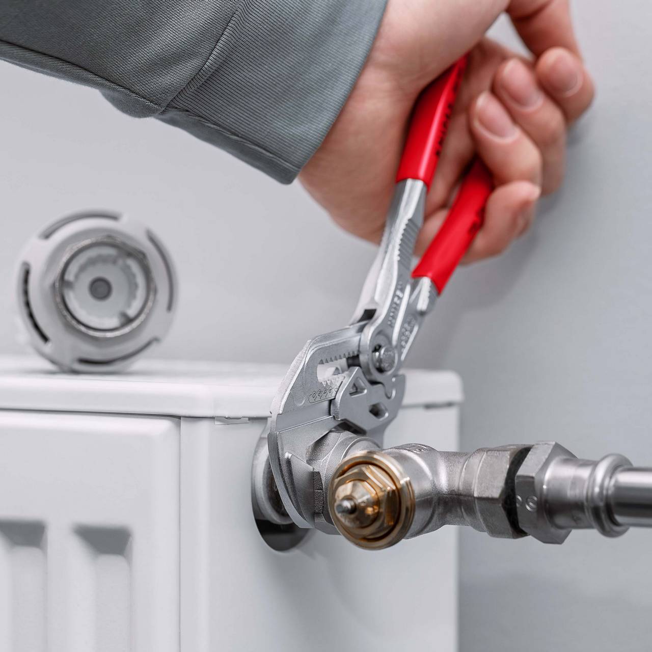 Ključevi za cijevi i kliješta za vodoinstalatere