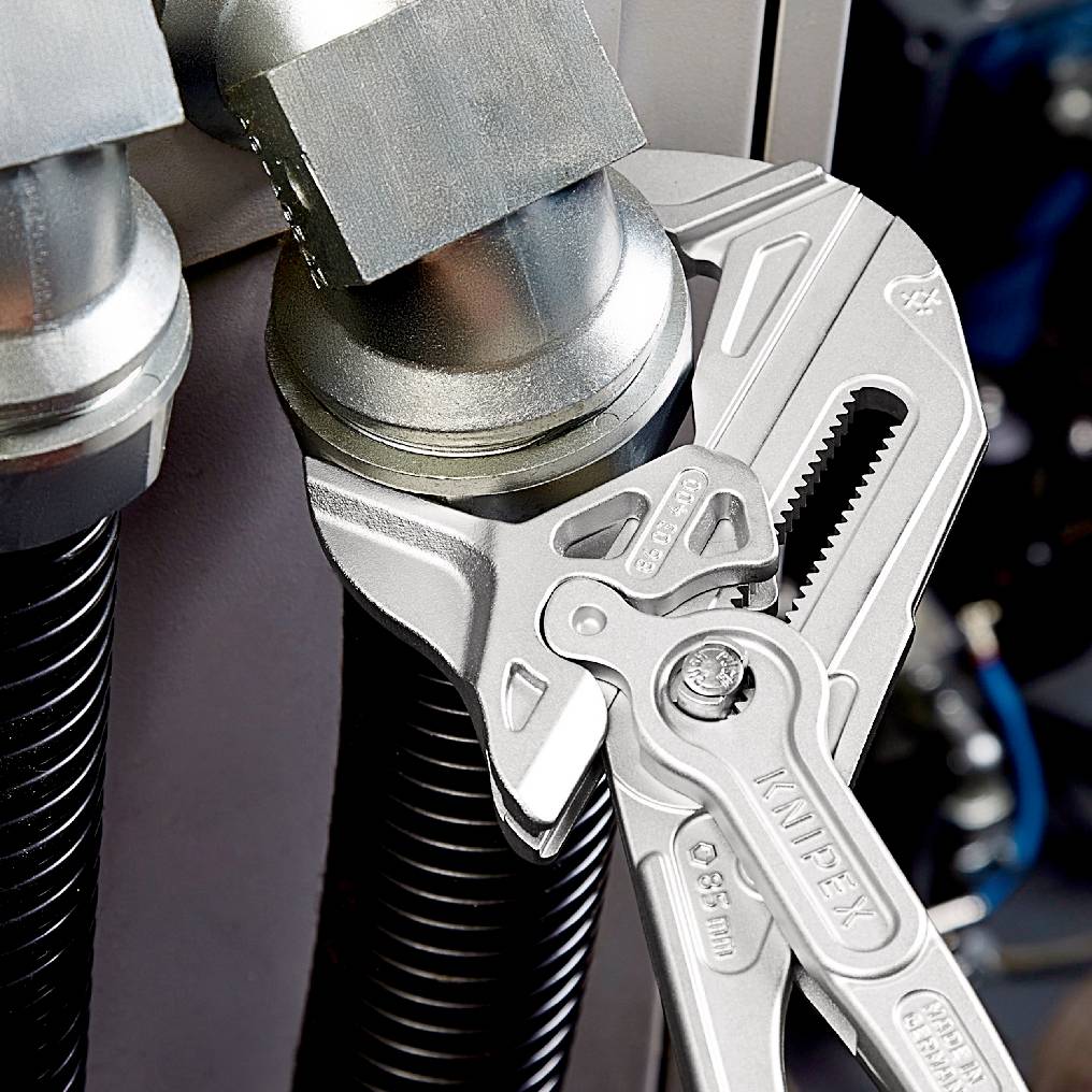 Ključevi za cijevi i kliješta za vodoinstalatere