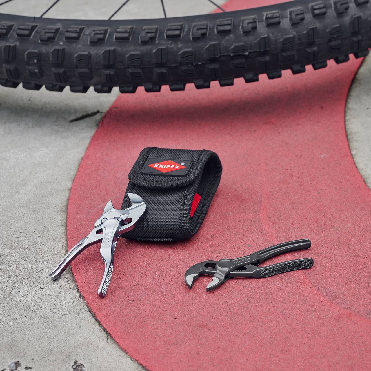 Ključevi za cijevi i kliješta za vodoinstalatere