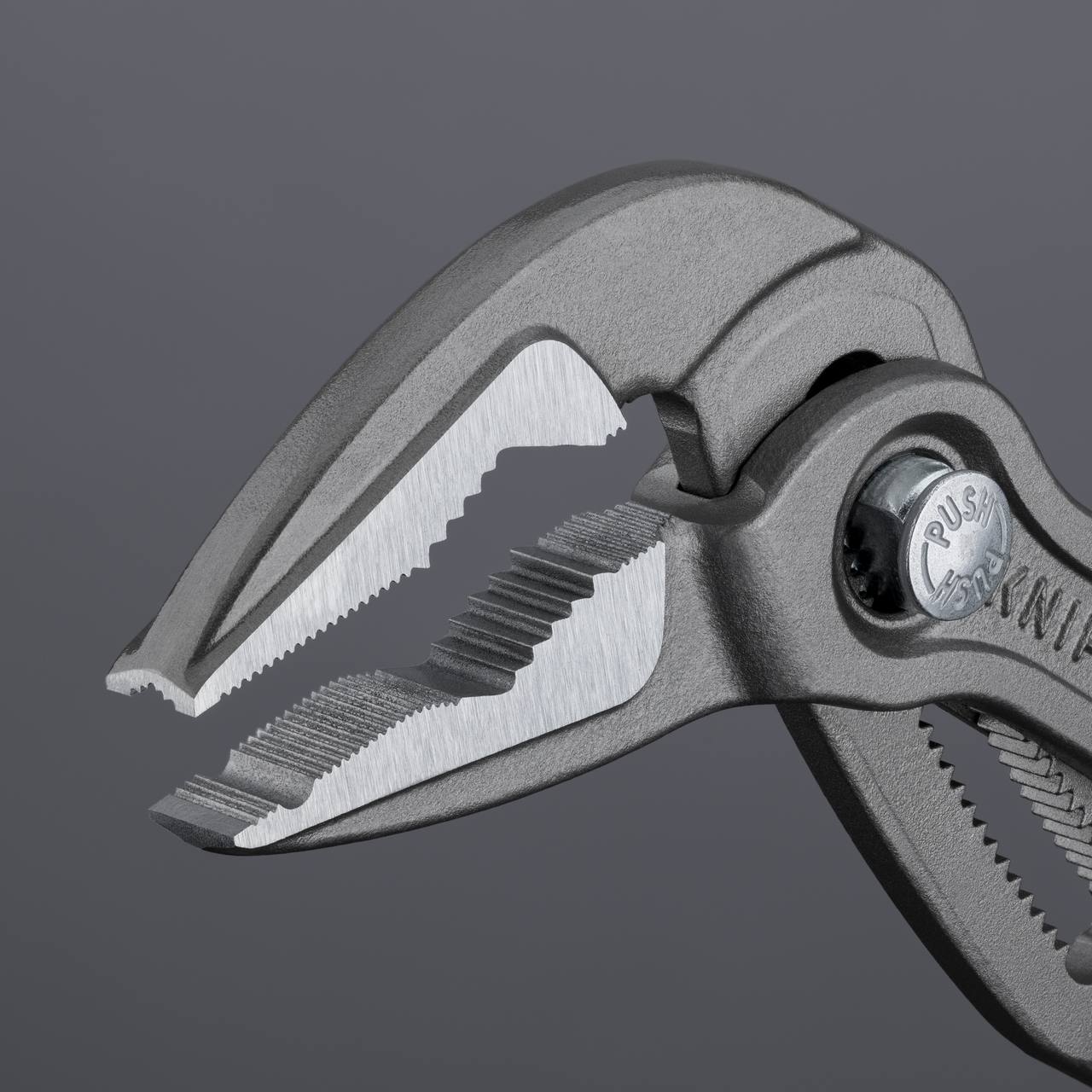 Ključevi za cijevi i kliješta za vodoinstalatere