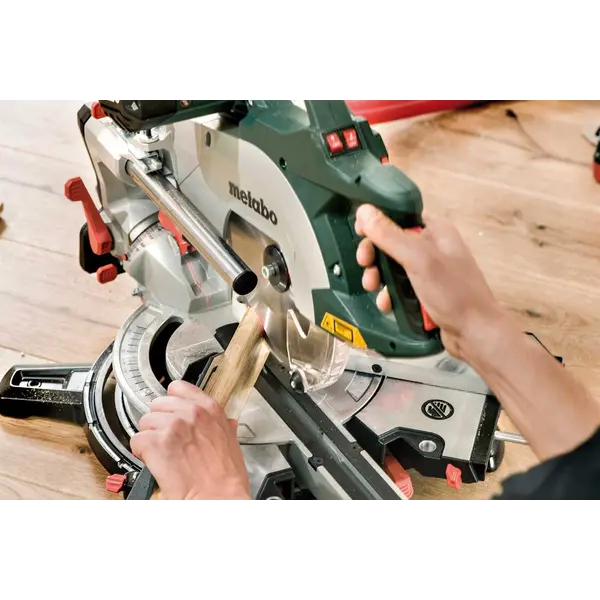 PILA KRUŽNA KGSV 72 XACT SYM  ZA KUTNO REZANJE 216mm 1,8 KW
