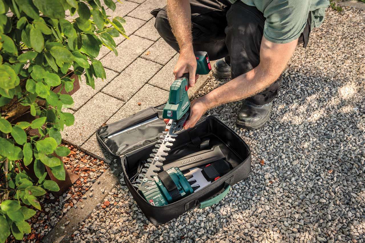 ŠKARE AKUMULATORSKE ZA GRMLJE I TRAVU POWERMAXX SGS 12 Q